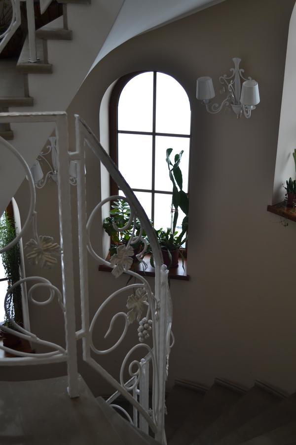 Відень Lviv Extérieur photo