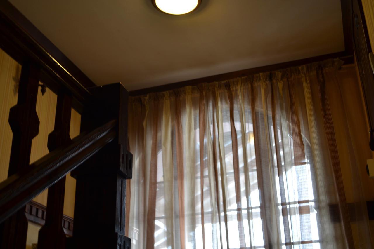 Відень Lviv Extérieur photo